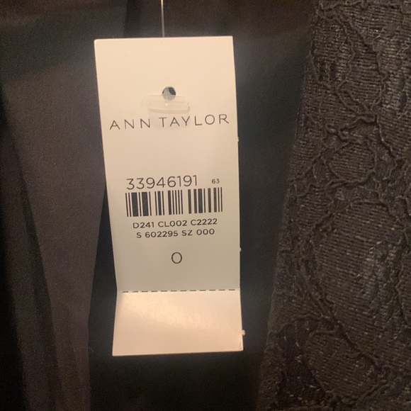 Ann Taylor Newbury blazer in lace. NWT. - Picture 4 of 6